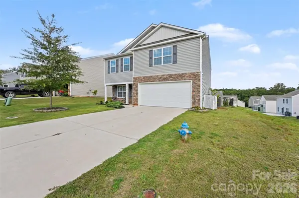 404 Berrybeth CIR, China Grove, NC 28023