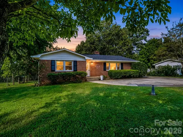 275 Tanner ST, Rutherfordton, NC 28139