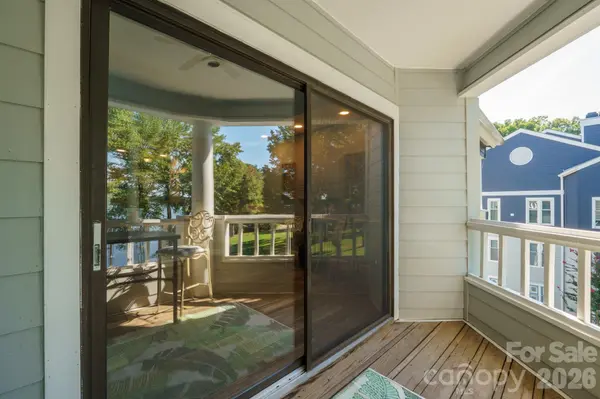 327 Northwest DR, Davidson, NC 28036