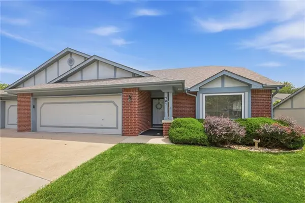 761 N Somerset TER, Olathe, KS 66062