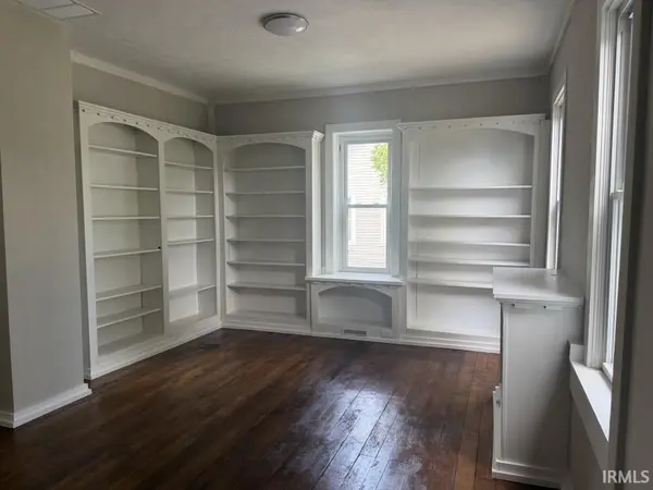 345 N Chauncey ST, Columbia City, IN 46725-1734