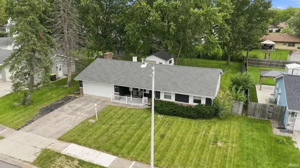 2614 Forest Valley DR, Fort Wayne, IN 46815