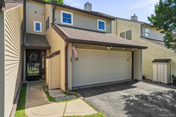 190 Country Club DR, Florida, NY 10921