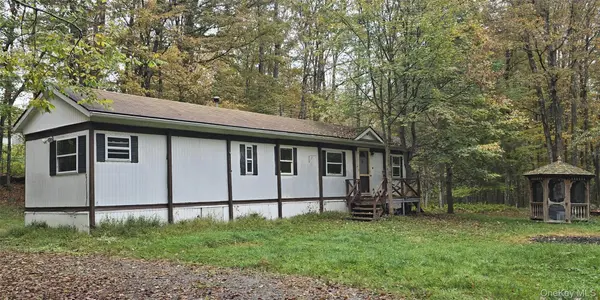 80 Swiss Hill RD, Jeffersonville, NY 12748