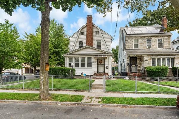 11301 200th ST, Saint Albans, NY 11412