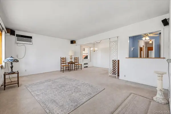 634 Broadway, Bethpage, NY 11714