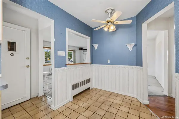 634 Broadway, Bethpage, NY 11714