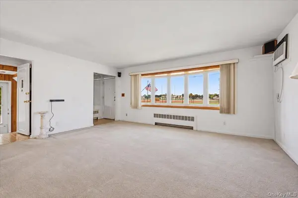 634 Broadway, Bethpage, NY 11714