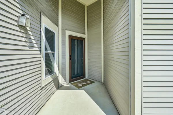 9516 Aberdare DR, Indianapolis, IN 46250