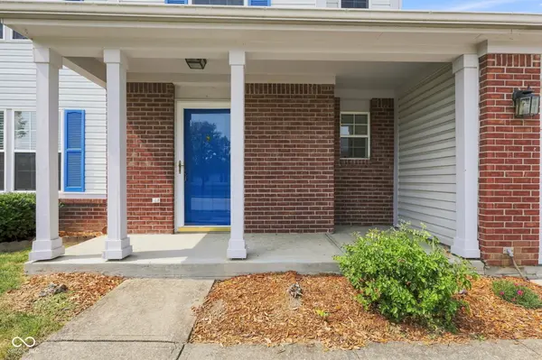 6342 Blakeview DR, Indianapolis, IN 46235