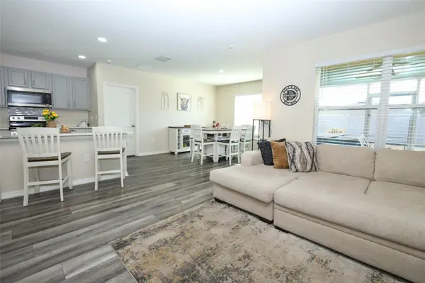 2657 GRAND CENTRAL AVE, Tavares, FL 32778