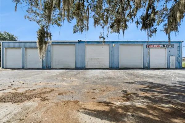 11 W MAGNOLIA ST, Davenport, FL 33837