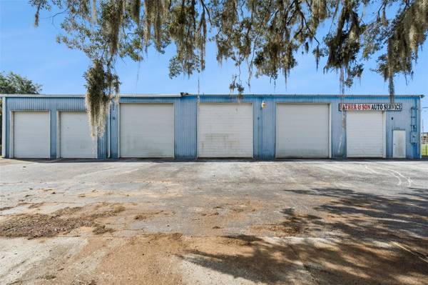 11 W MAGNOLIA ST, Davenport, FL 33837