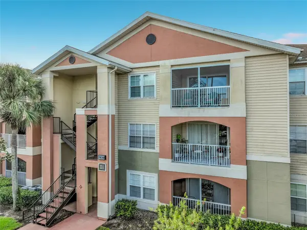 1939 SUMMER CLUB DR #215, Oviedo, FL 32765