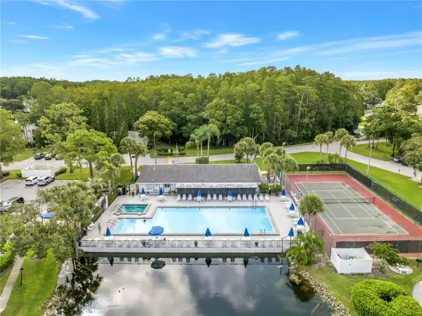 1290 PINE RIDGE CIR E #G2, Tarpon Springs, FL 34688