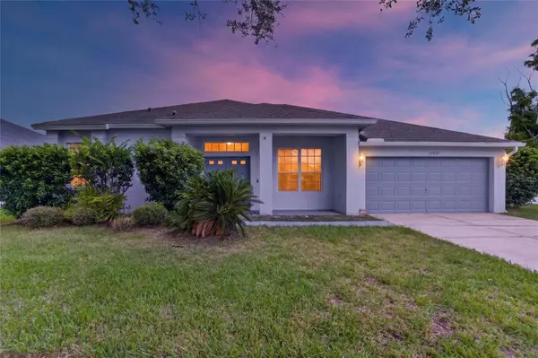 25927 RISEN STAR DR, Wesley Chapel, FL 33544