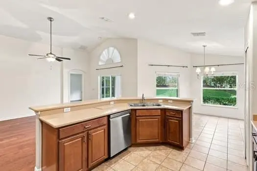 515 E VICTORIA TRAILS BLVD, Deland, FL 32724