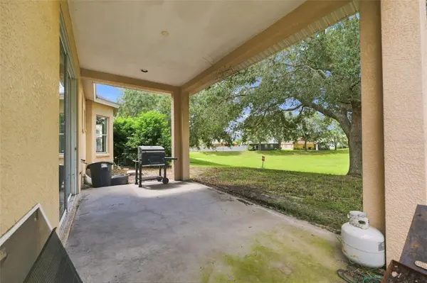 8814 SOUTHERN CHARM CIR, Brooksville, FL 34613
