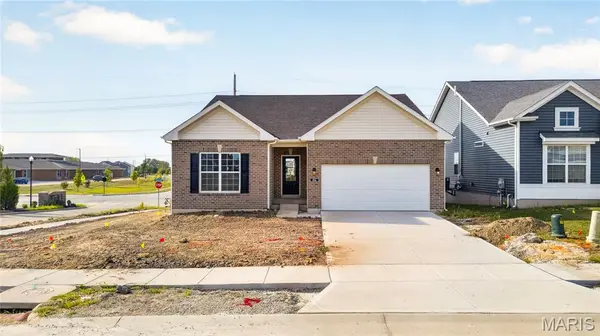106 River Wind DR, St Charles, MO 63301