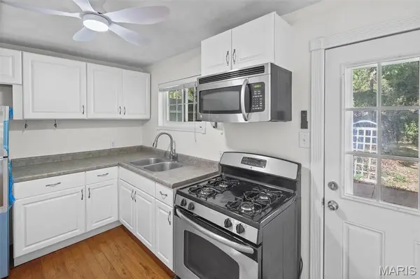 425 S 3rd ST, Caseyville, IL 62232