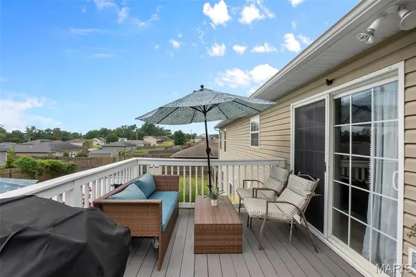 218 Silver Hawk LN, Cape Girardeau, MO 63701