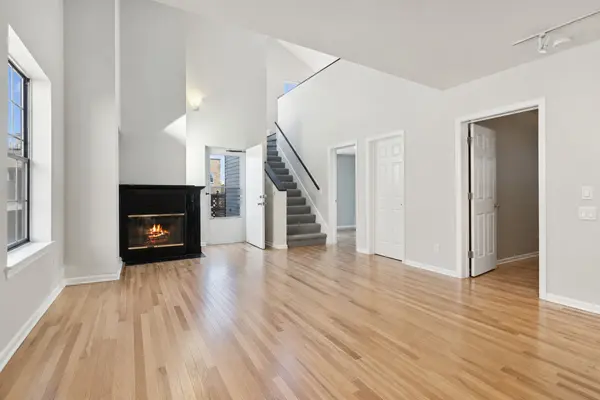1640 W DIVERSEY AVE #6, Chicago, IL 60614
