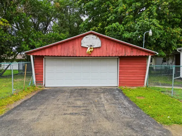 908 W 15th ST, Sterling, IL 61081