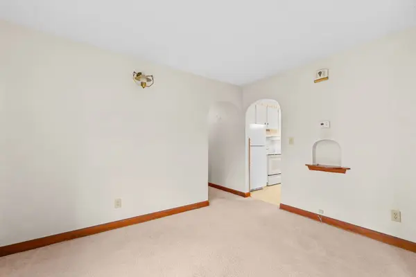 915 W Lincoln AVE, Belvidere, IL 61008