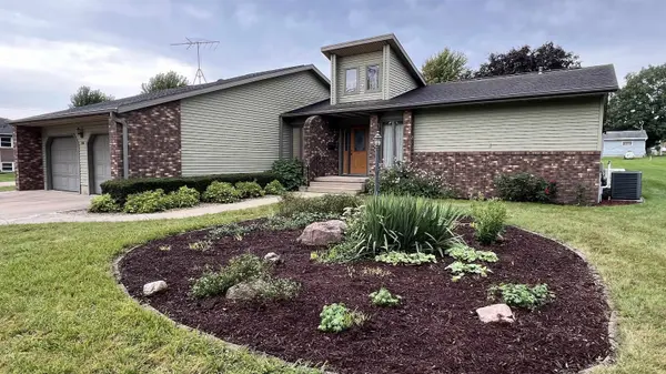 206 S Chestnut ST, Lawler, IA 52154