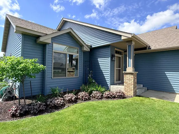 1256 Osauka RD NE, Sauk Rapids, MN 56379