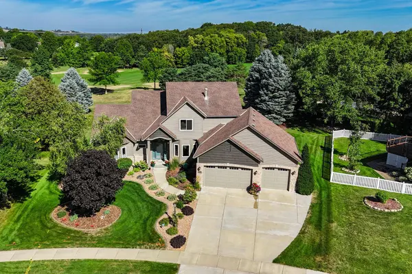 16751 Ironwood CIR, Lakeville, MN 55044