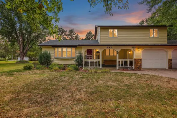 937 Spruce DR, Saint Cloud, MN 56303