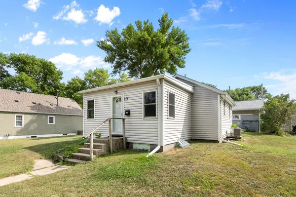 914 5th AVE W, Shakopee, MN 55379