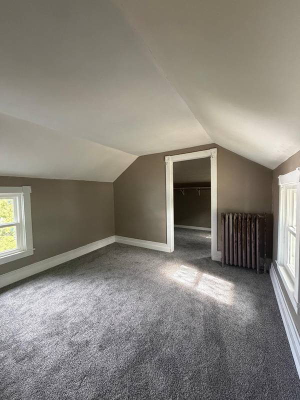 311 E 4th ST, Crookston, MN 56716