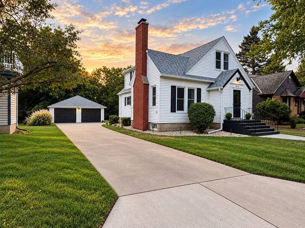 1028 Kingman AVE, Red Wing, MN 55066