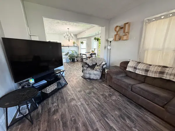 308 Center ST E, Roseau, MN 56751