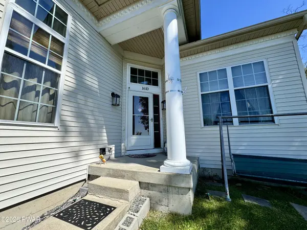 1610 Big Ridge DR, East Stroudsburg, PA 18302
