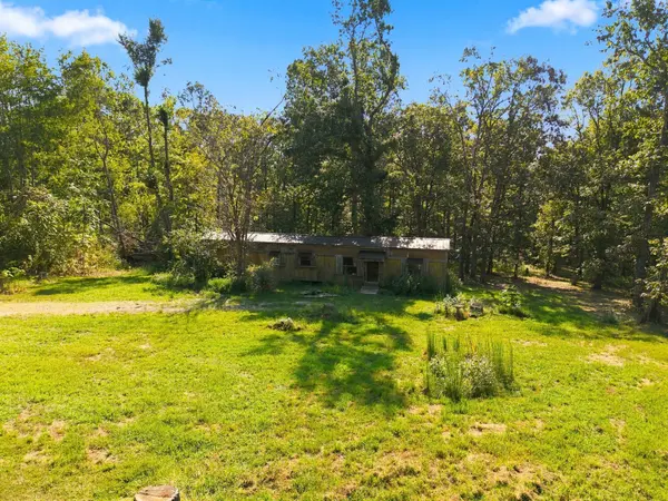 0 Oaktree Ln, Dickson, TN 37055
