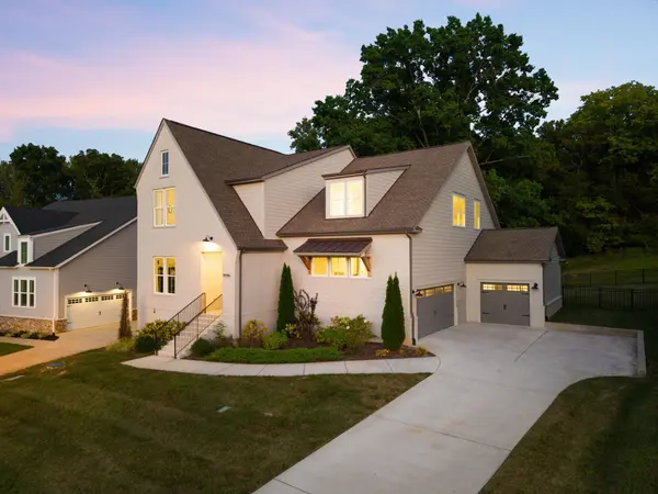 7120 Neills Branch Dr, College Grove, TN 37046