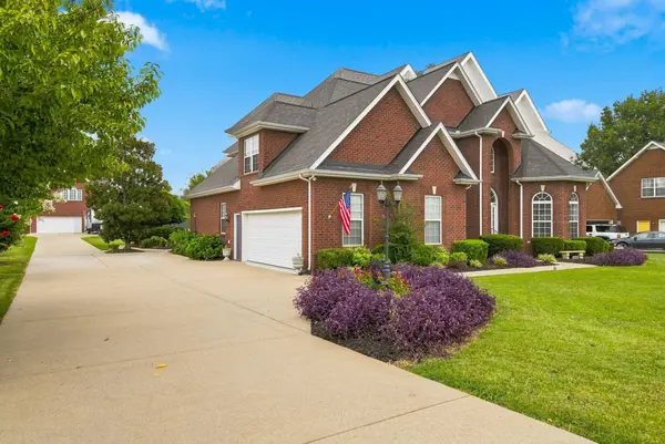 1216 Harvest Grove Blvd, Murfreesboro, TN 37129