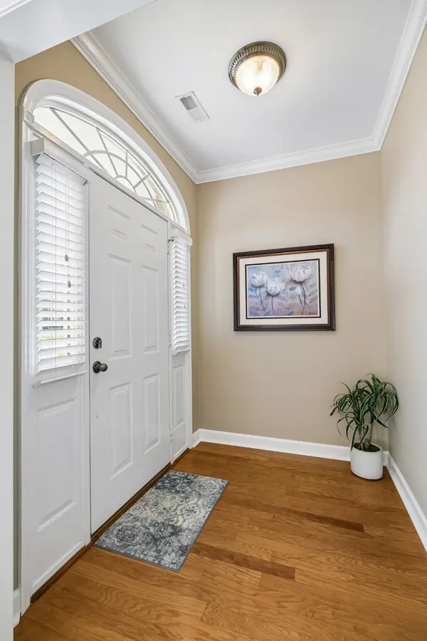 6 Donnell Ct, Lebanon, TN 37087