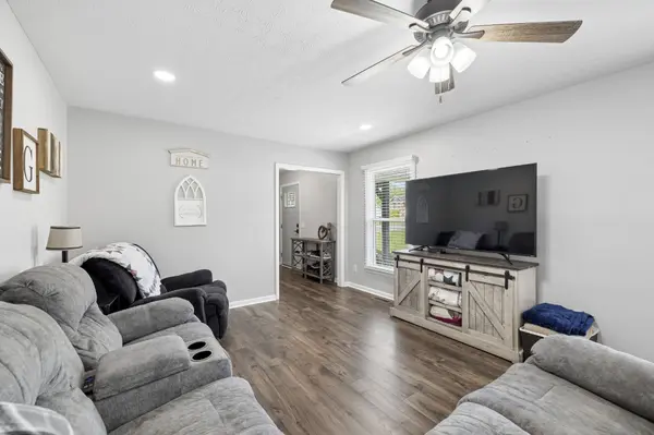 105 Hilco Dr, Lafayette, TN 37083