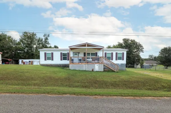 14 Pioneer Dr, Fayetteville, TN 37334