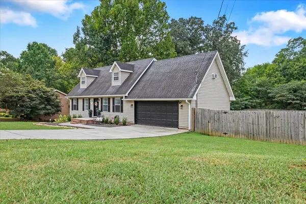 334 N Washington Ave, Etowah, TN 37331