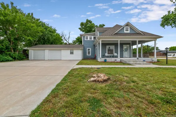 423 N Main St,  Belle Plaine,  KS 67013