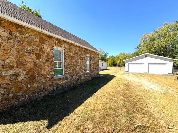 109 S 11th ST, Sarcoxie, MO 64862