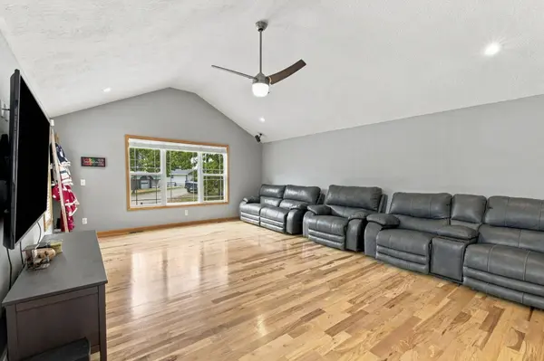 25267 Cedar Crest DR, Hermitage, MO 65668
