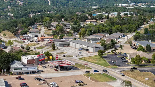 11966 State Highway 13, Kimberling City, MO 65686