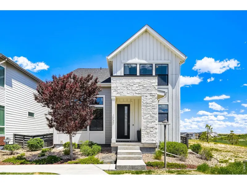 1747 Stable View, Castle Pines, CO 80108