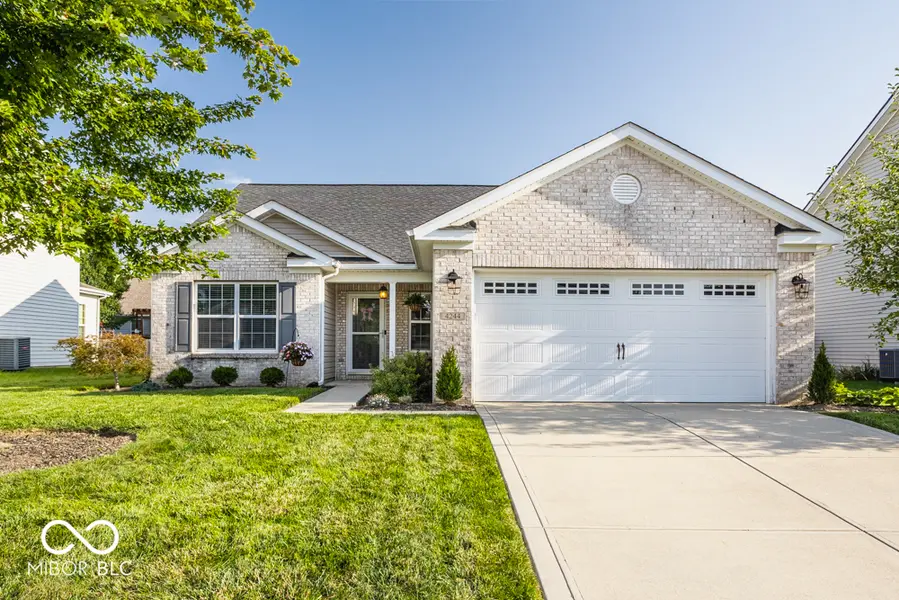 4244 Zachary LN, Westfield, IN 46062